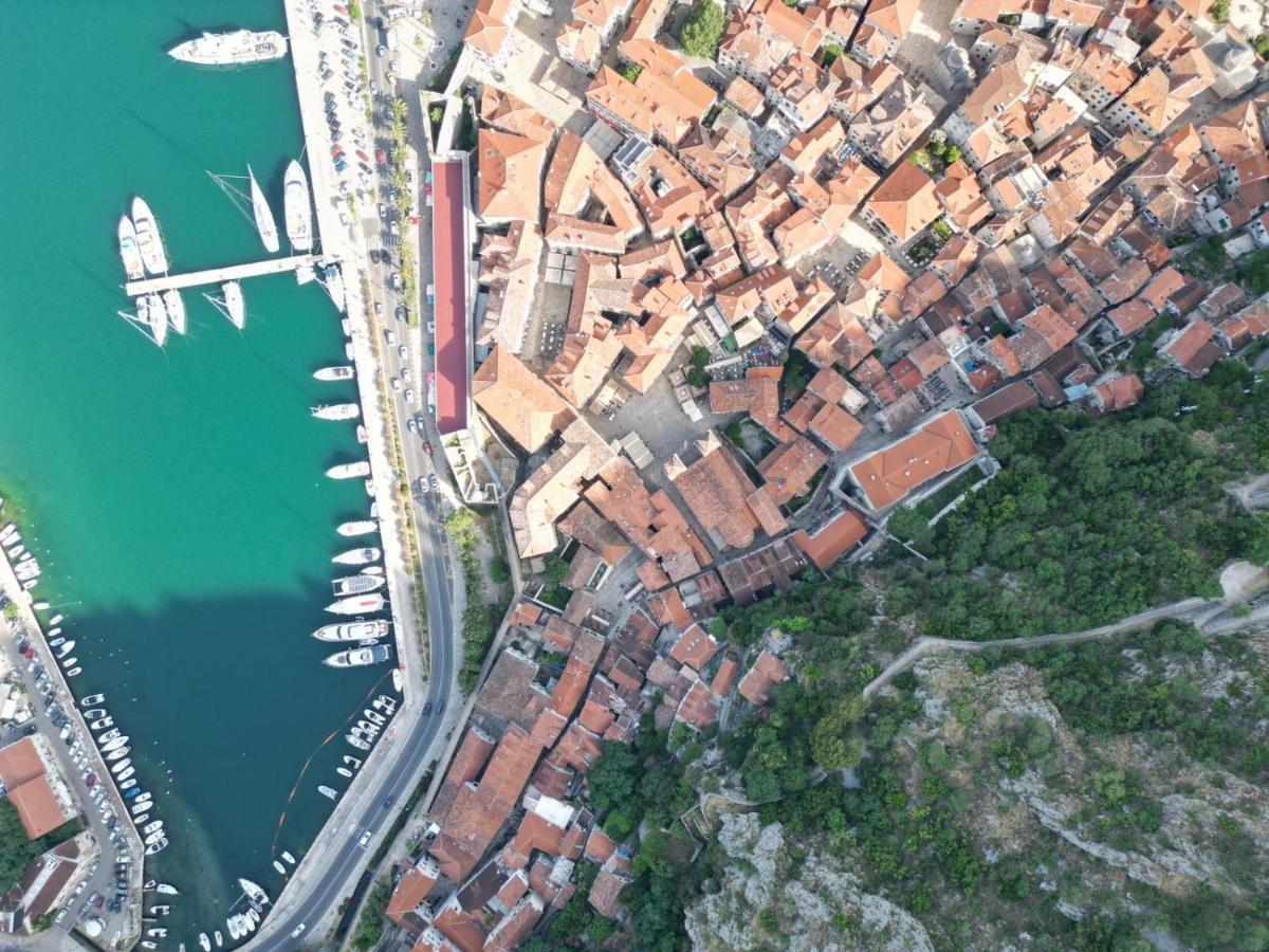 La Grande Apartments Kotor Eksteriør billede