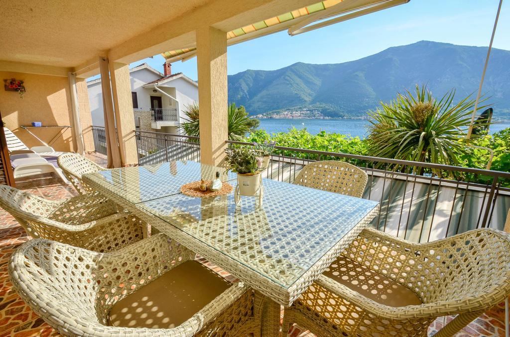 La Grande Apartments Kotor Eksteriør billede